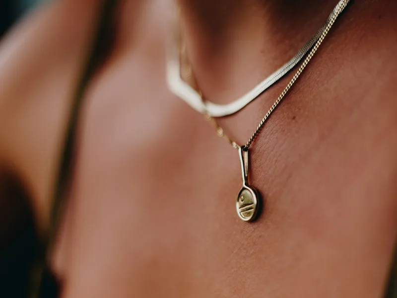 You are currently viewing Meaning Of Receiving A Necklace