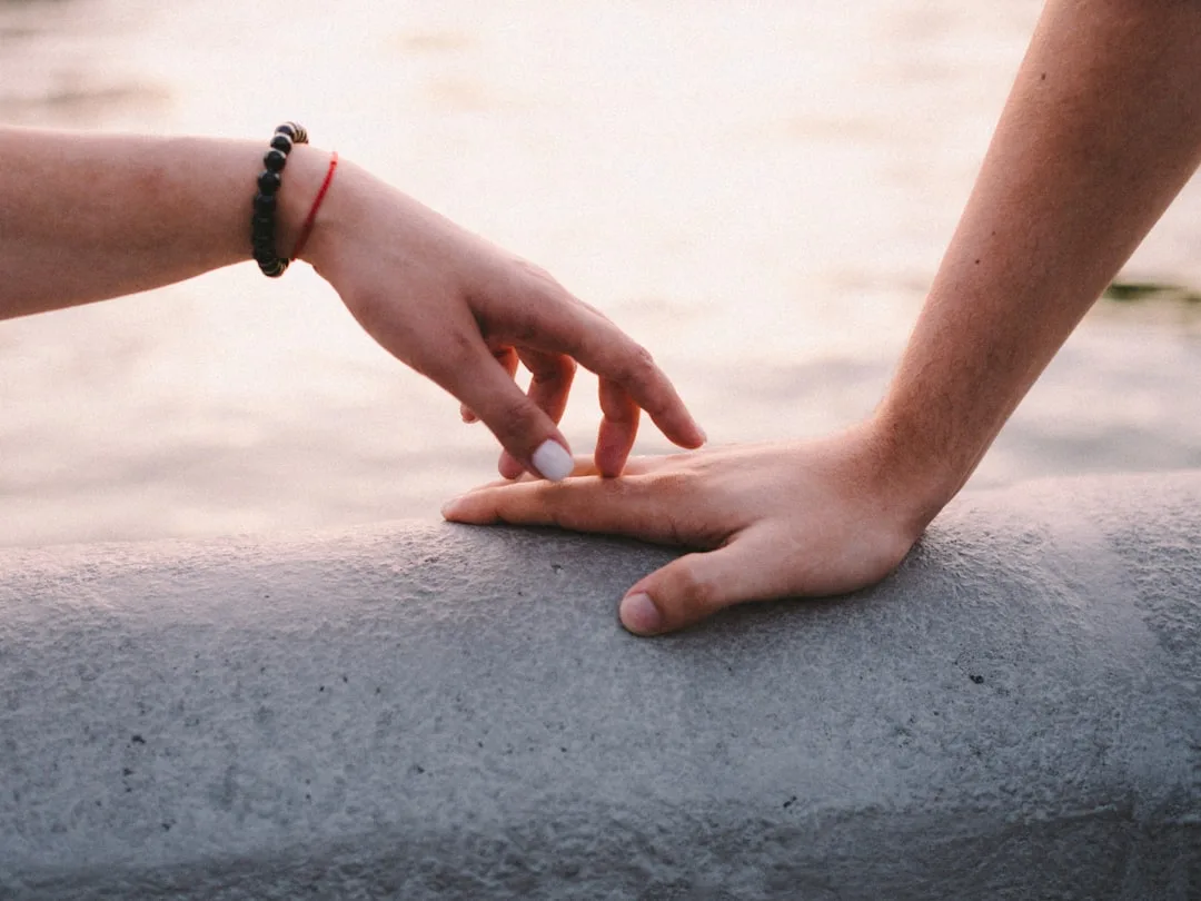 You are currently viewing A Sentimental Gift For A Long-Distance Boyfriend: Thoughtful Ideas
