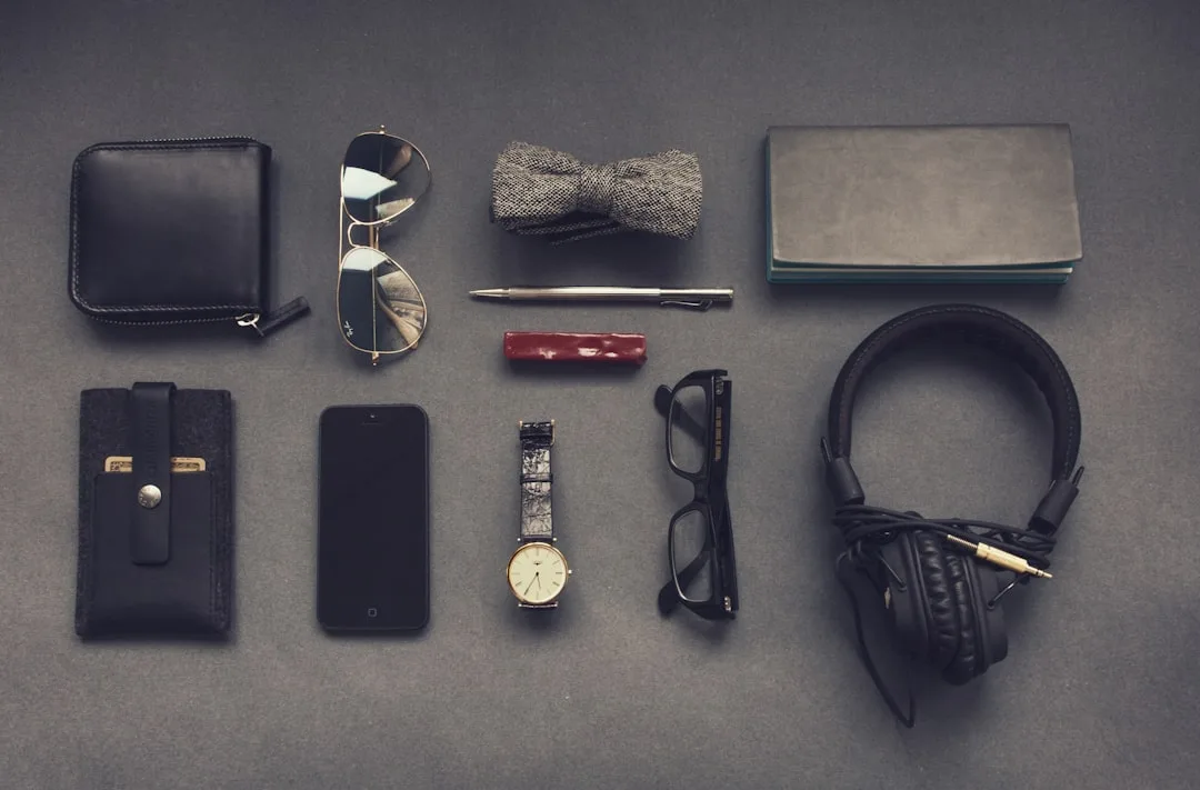 You are currently viewing 21 Stylish Emerald Gifts For Men He’ll Actually Want