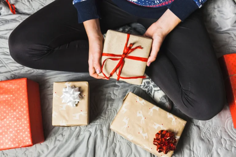 Read more about the article 23 Gifts for a Long-Distance Boyfriend He’ll Actually Use