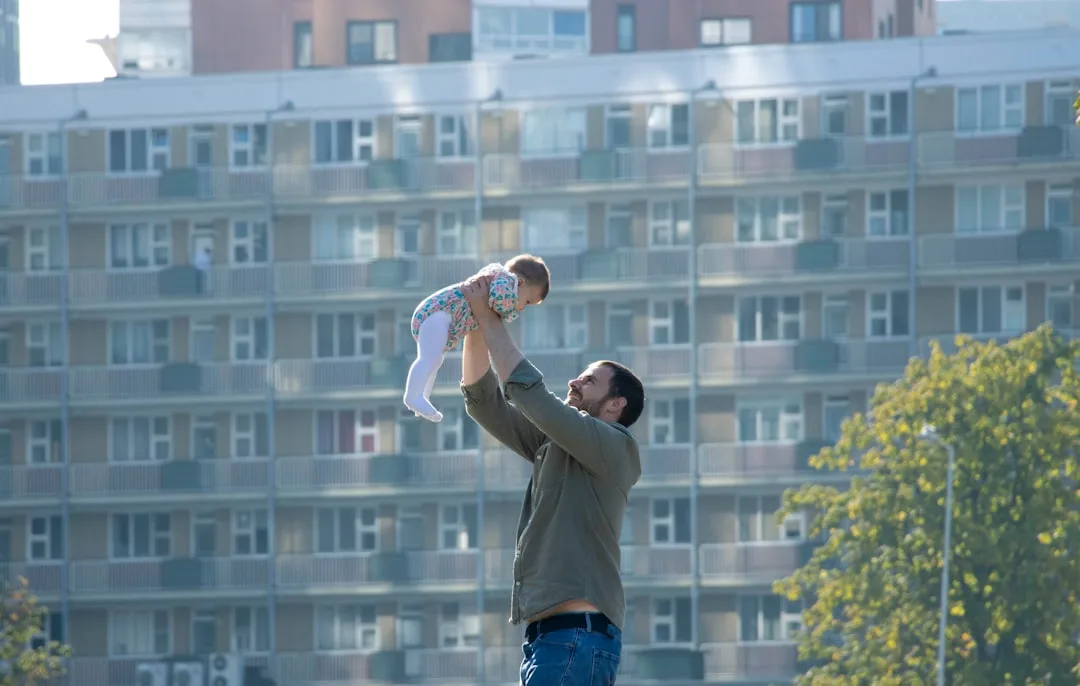 You are currently viewing 29 Gifts for Your Husband After Becoming a Dad