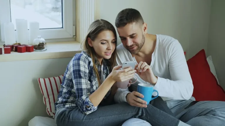 Read more about the article Meaningful Gifts for Your Partner That Show You Listen