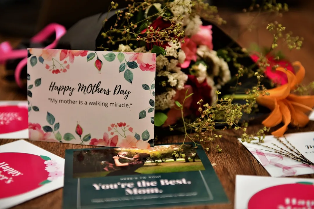Read more about the article 16 Personalized Gifts Under $30 for Mom She’ll Keep