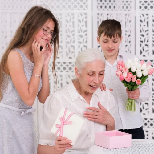 Gifts for an Aunt Who Has Everything