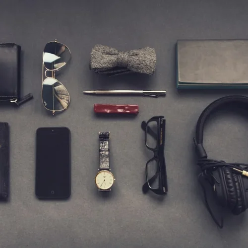 21 Stylish Emerald Gifts For Men He'll Actually Want